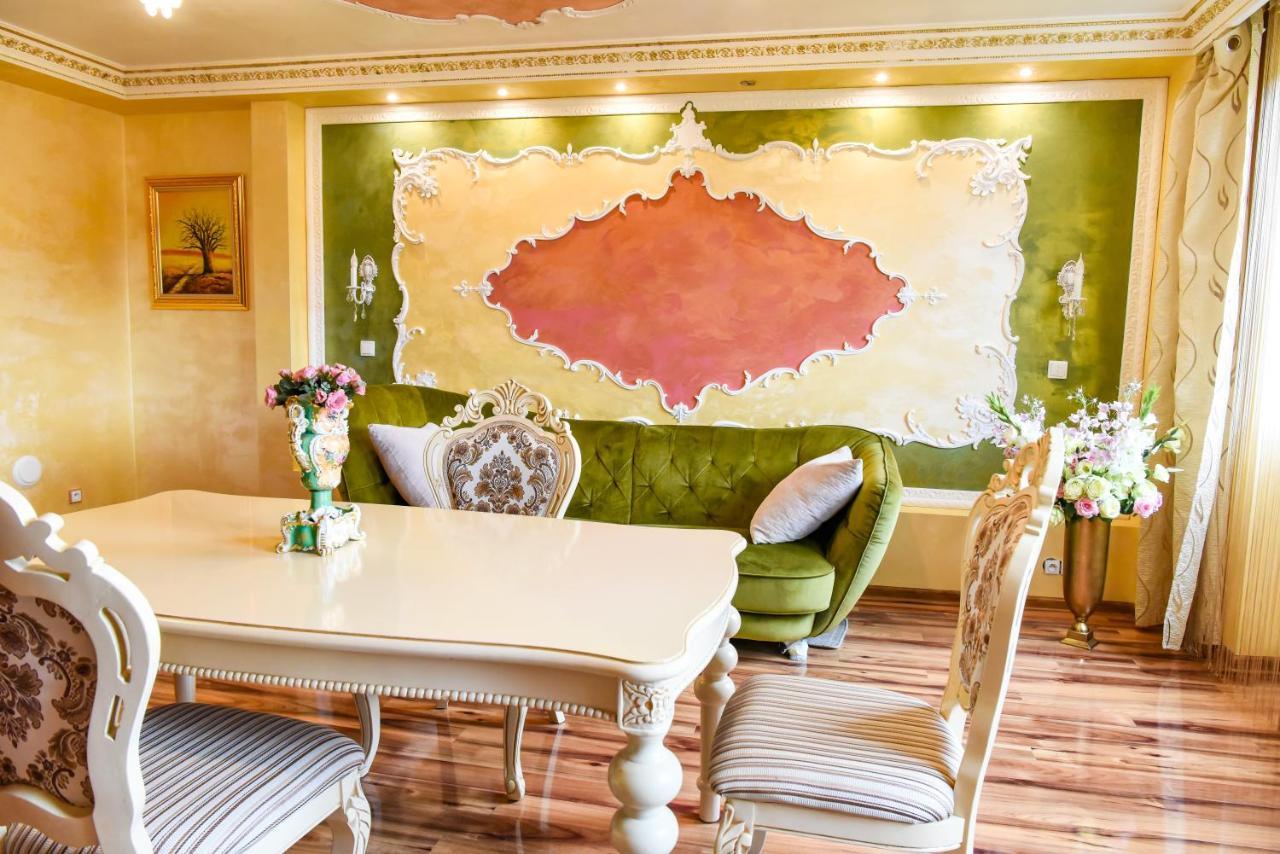 Apartamento Rose Mariánské Lázně Exterior foto