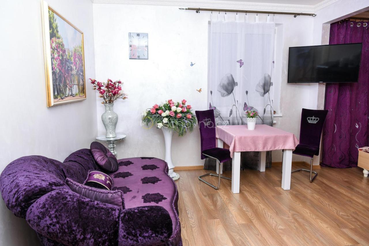 Apartamento Rose Mariánské Lázně Exterior foto